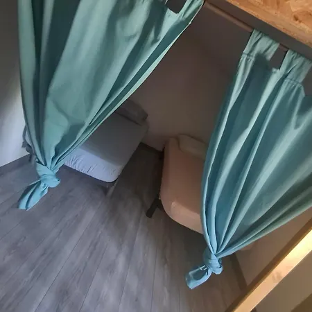 Maisonnette 43m2 Piscine Le Montueux بيت للعطل